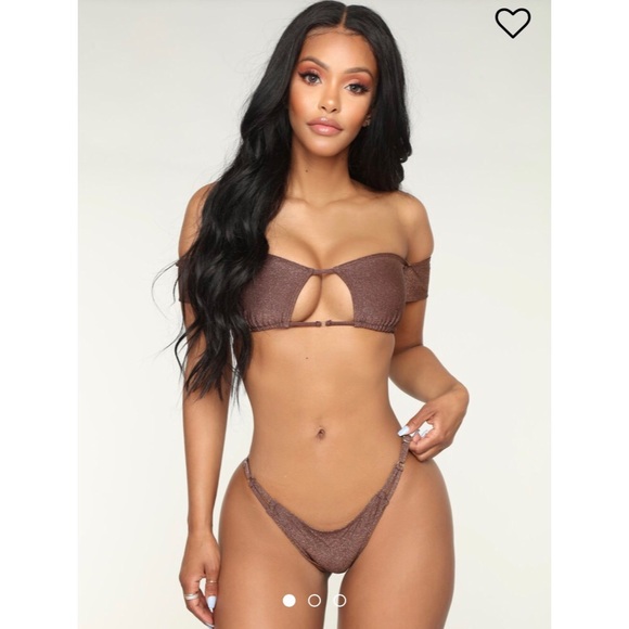 Bikini - Picture 1 of 3